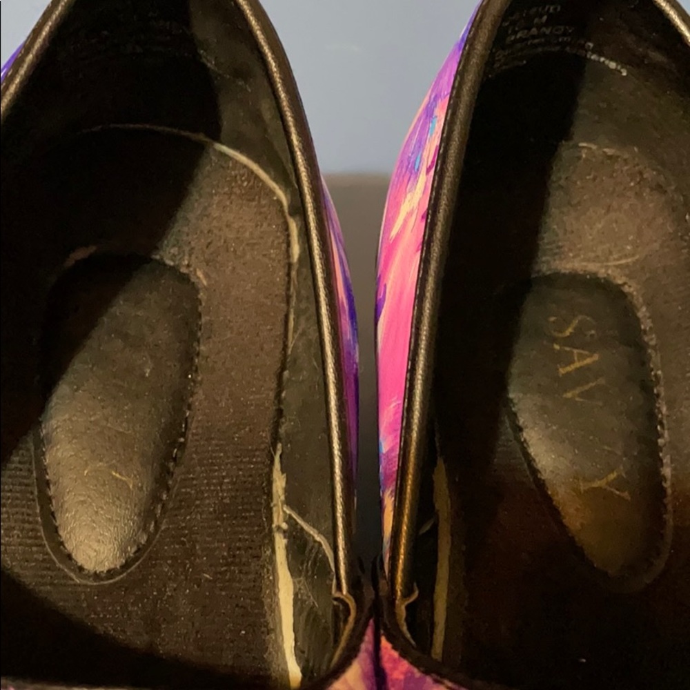 SLIP-RESISTANT CLOGS - Picture 2 of 8